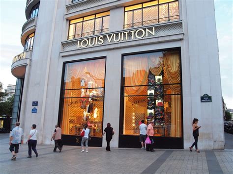 boutique louis vuitton paris